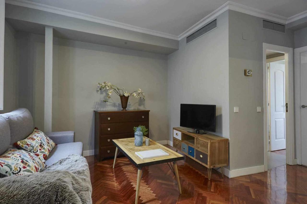 Apartamento V Alcalaretiro Ideal Parejas マドリード エクステリア 写真