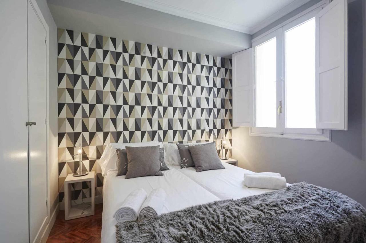 Apartamento V Alcalaretiro Ideal Parejas マドリード エクステリア 写真